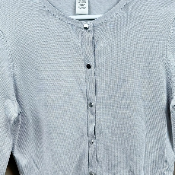 Cache Vintage Y2K Silver Gray Rayon Nylon Ribbed Snap Front Cardigan Sweater - Picture 4 of 6